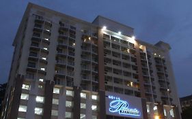 Peninsula All Suite Kuala Lumpur